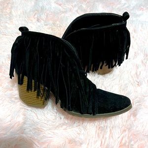 Black fringe booties